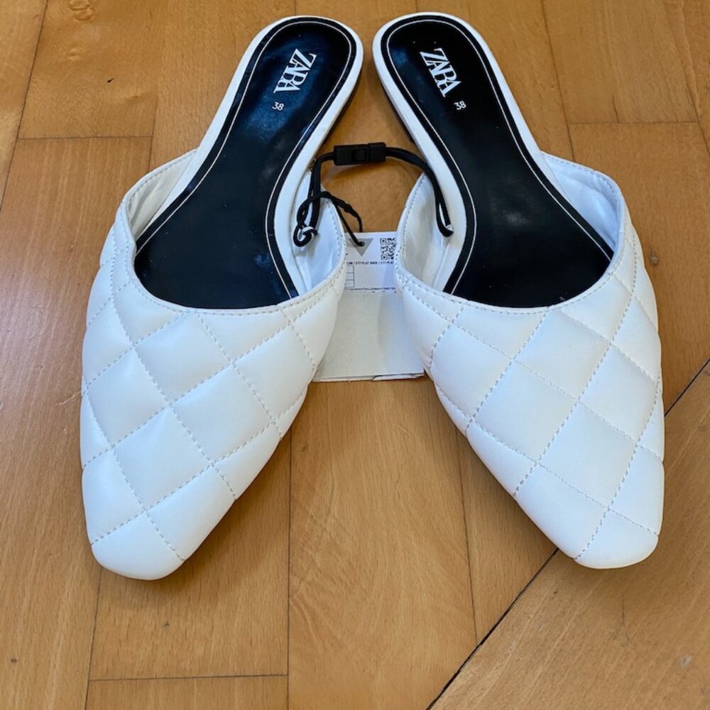 NWT Zara White Quilted Design Slip on Mules Flats Sz 38/8 #06